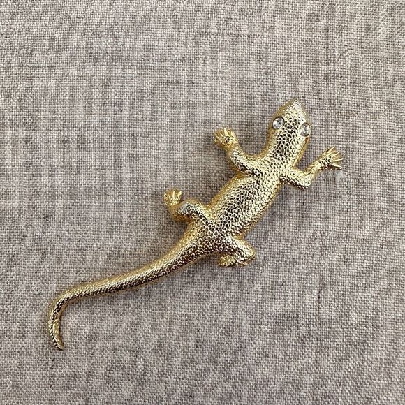 Vintage Lizard Salamander Gold Tone Brooch Clear Rhinestone Eyes Pin 2.75" - Picture 2 of 10